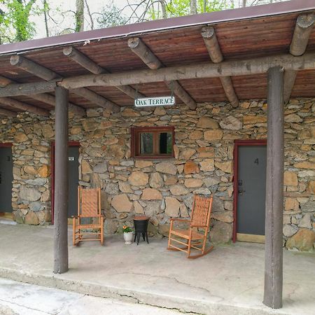 The Furry Lodge Double Ste 2&3 Waynesville Buitenkant foto