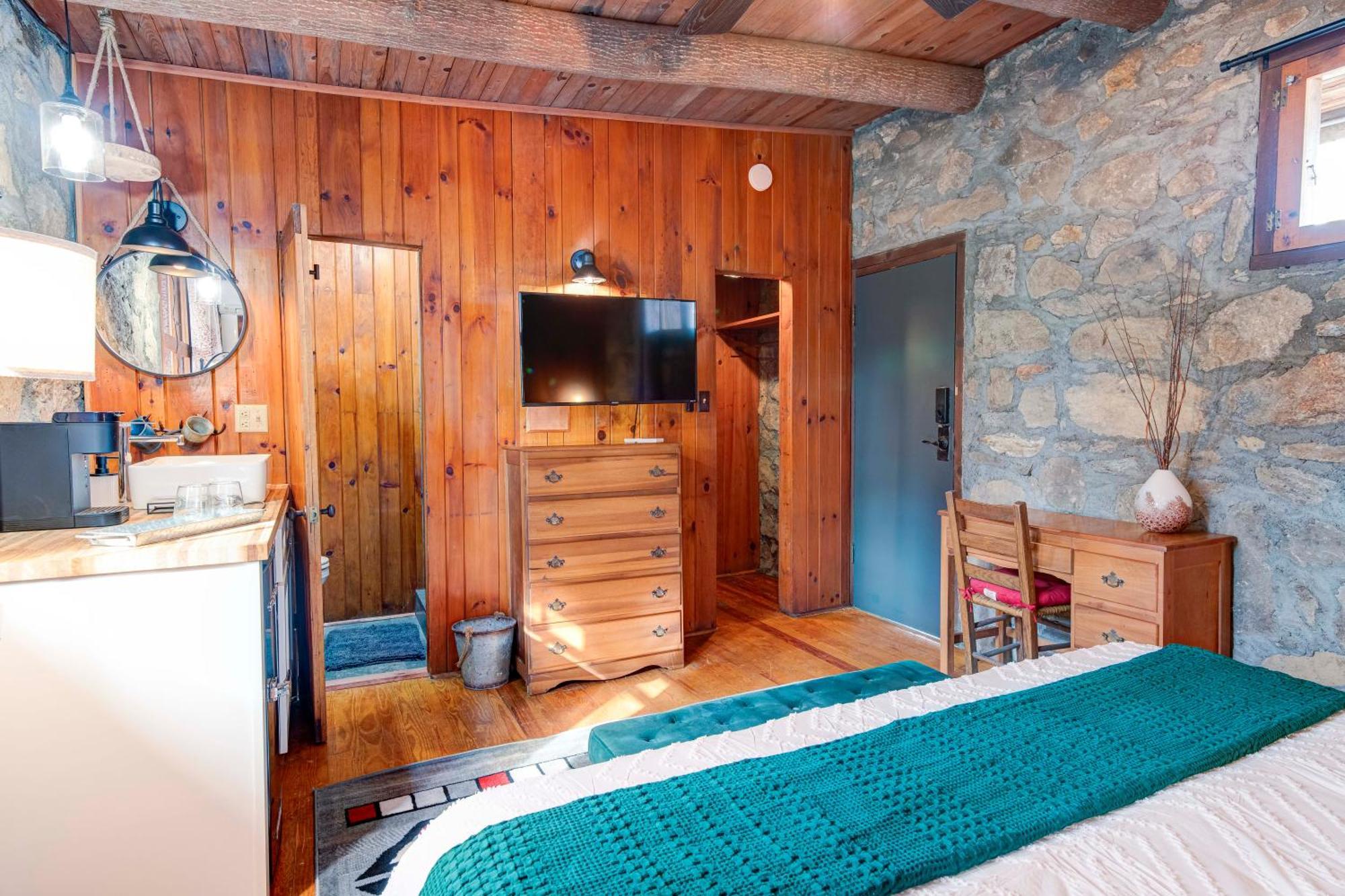 The Furry Lodge Double Ste 2&3 Waynesville Buitenkant foto